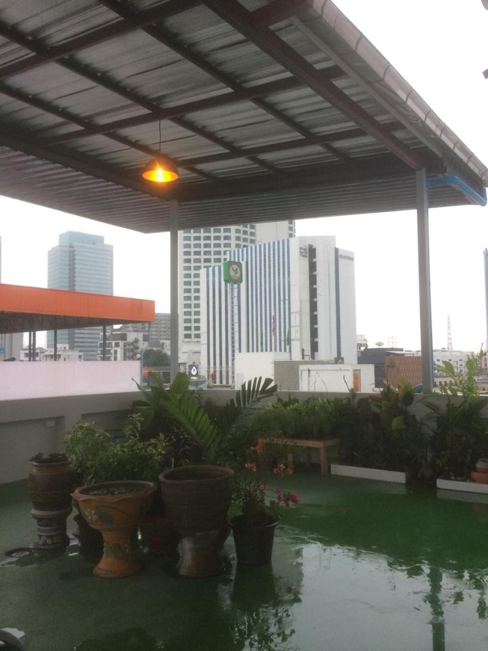 Step One At Bangkok Apartment Luaran gambar