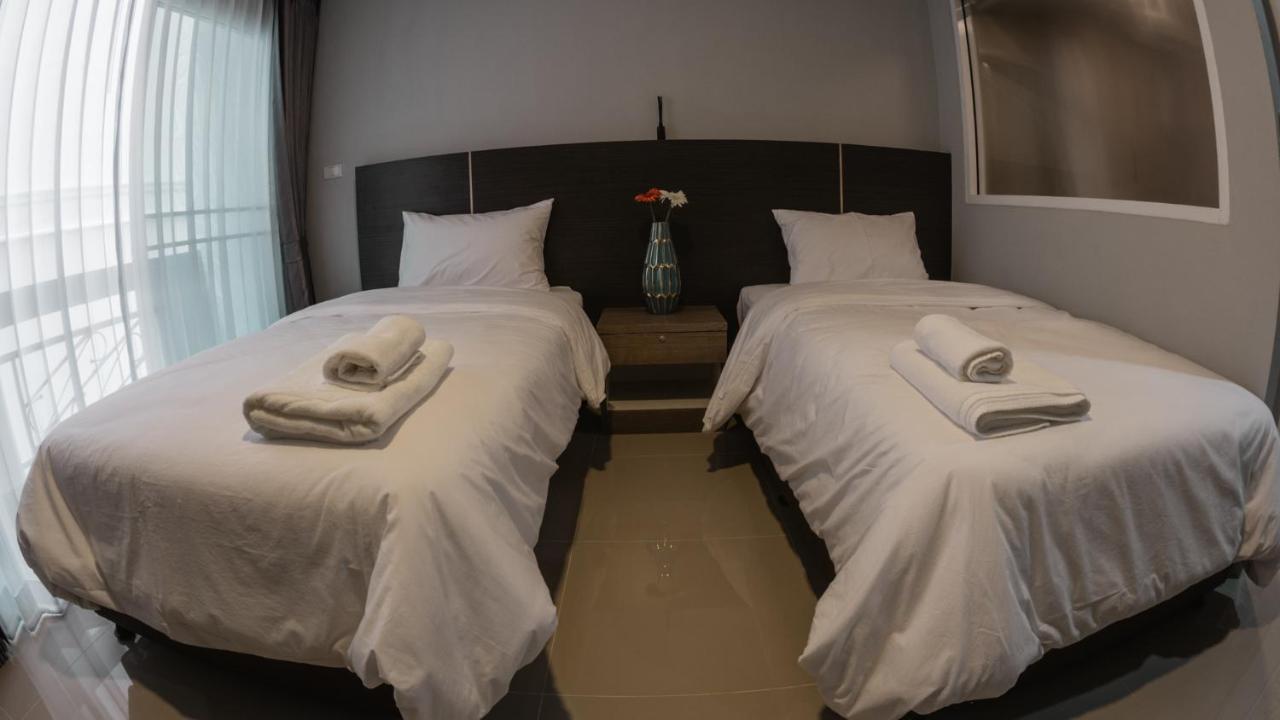 Step One At Bangkok Apartment Luaran gambar