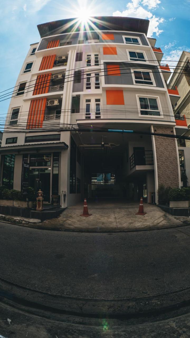 Step One At Bangkok Apartment Luaran gambar