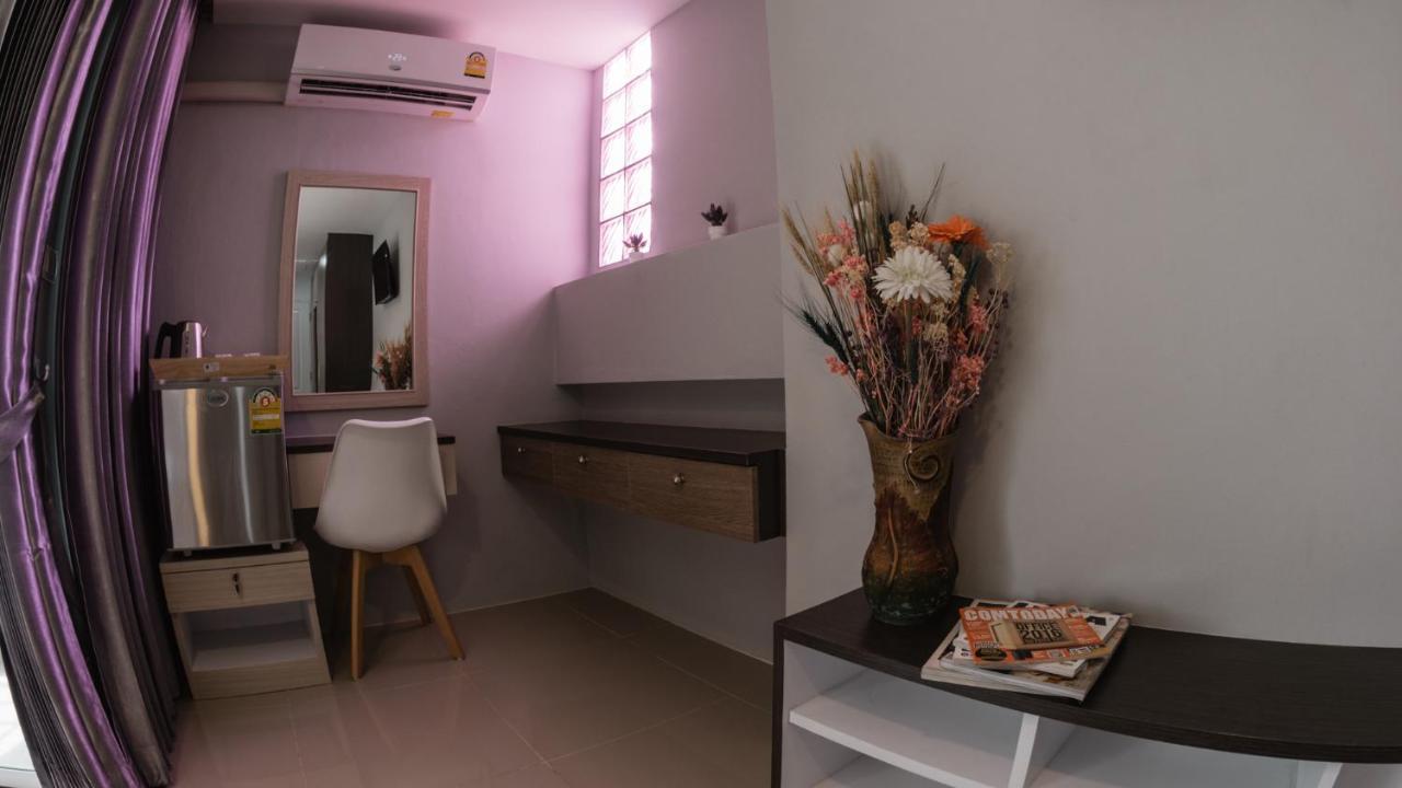 Step One At Bangkok Apartment Luaran gambar